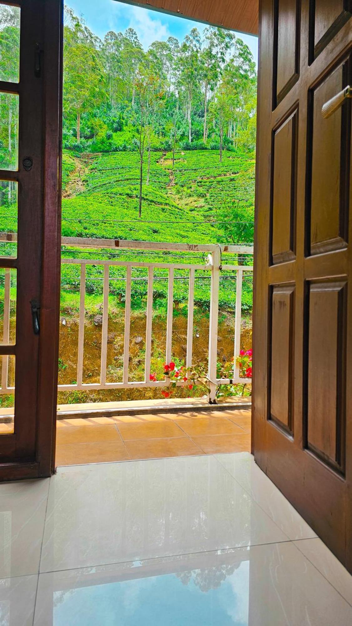 Adams Peak Grand Hotel Nallathanniya Kültér fotó