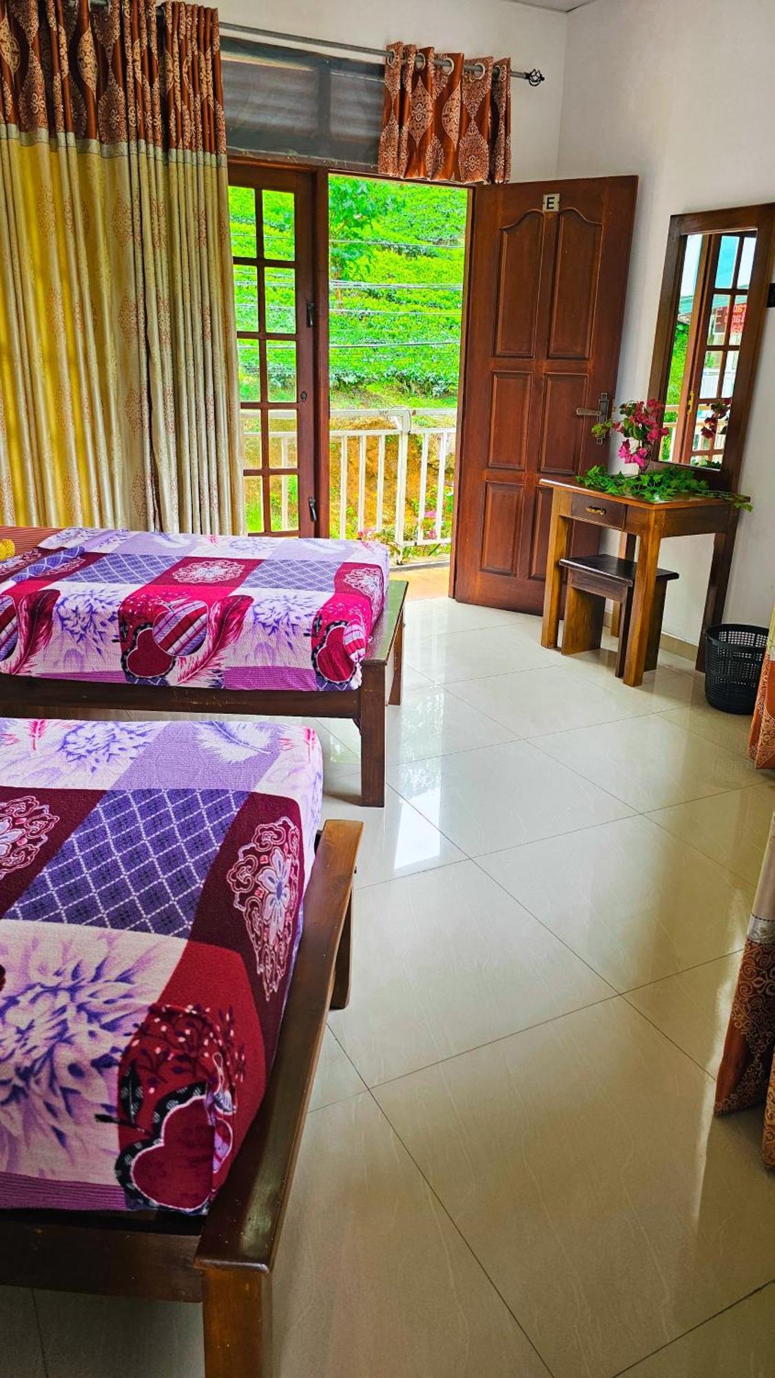 Adams Peak Grand Hotel Nallathanniya Kültér fotó