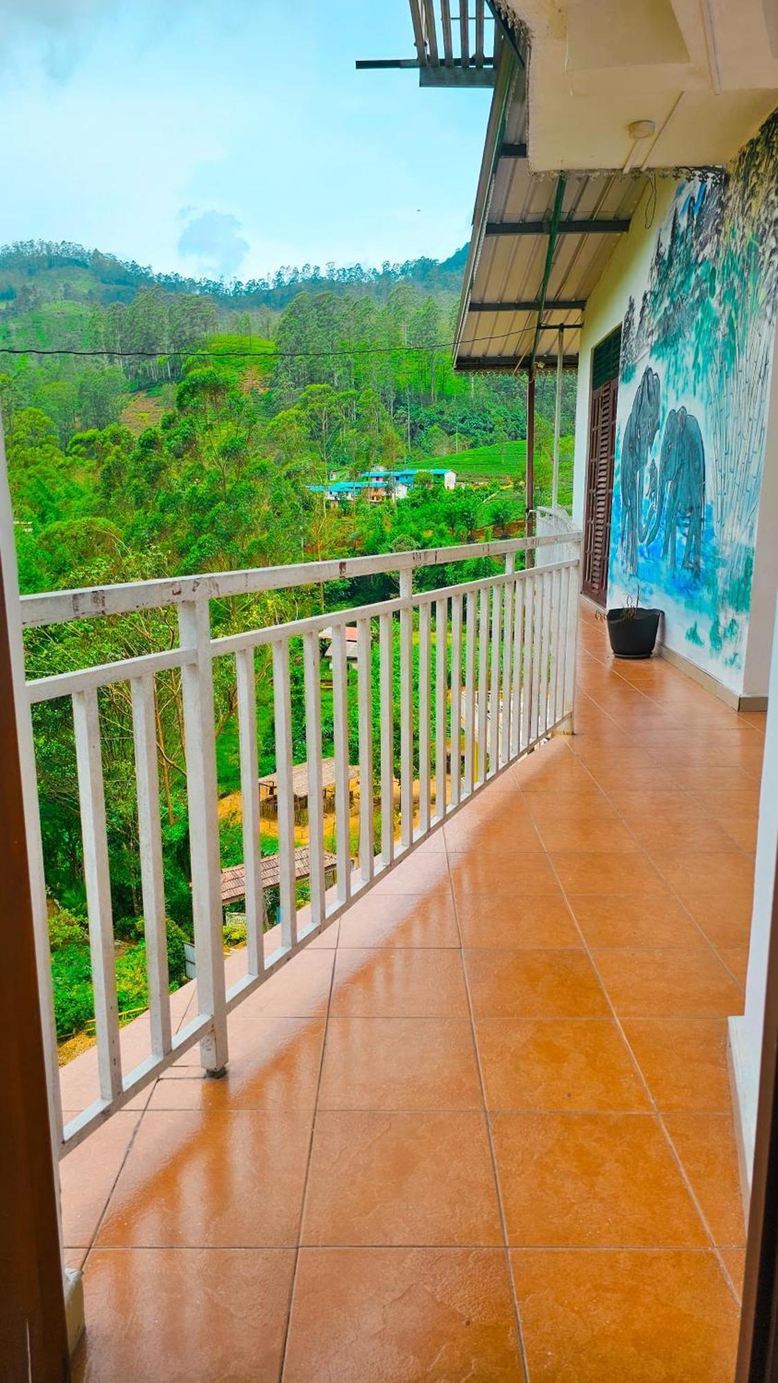 Adams Peak Grand Hotel Nallathanniya Kültér fotó