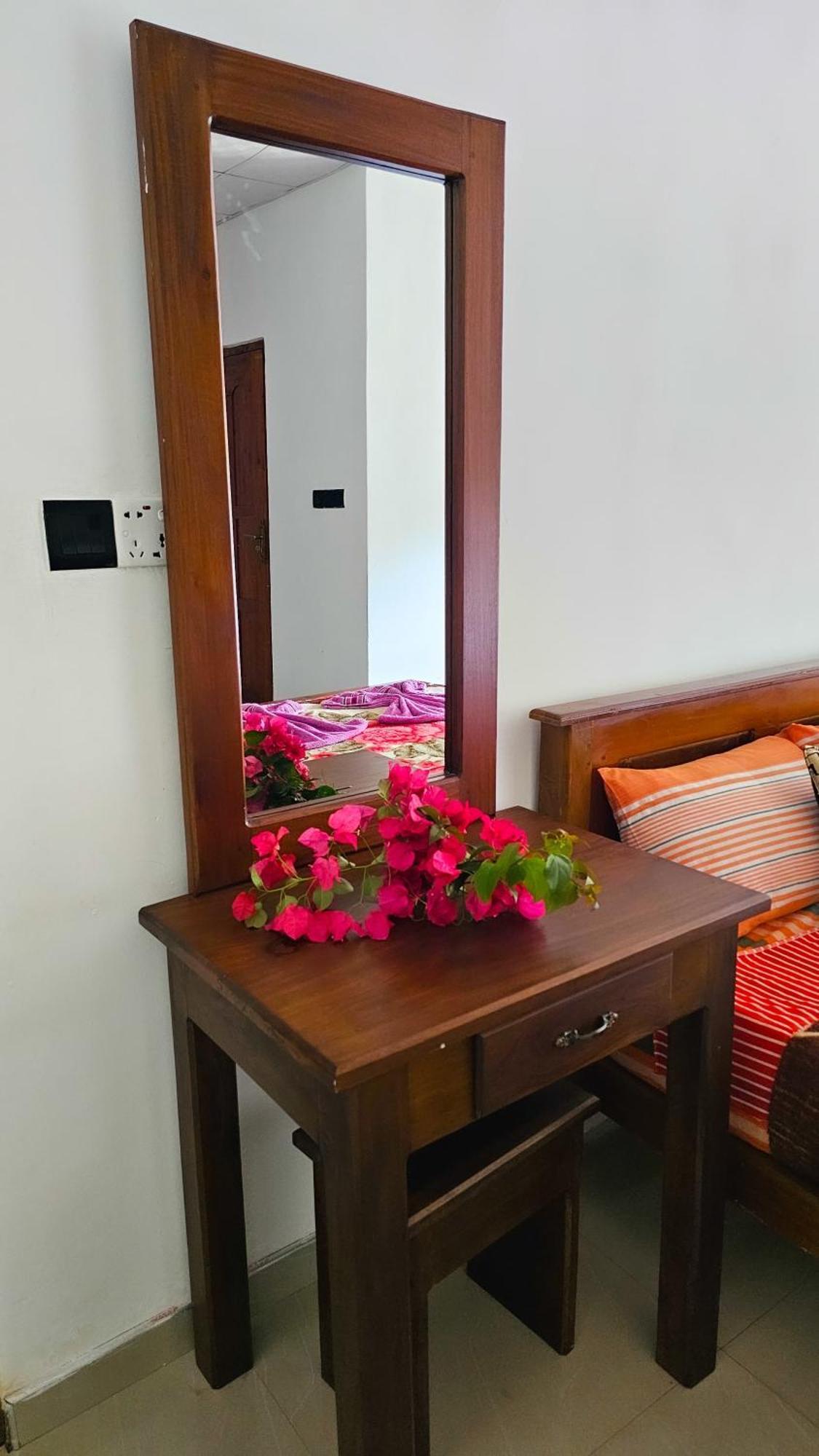 Adams Peak Grand Hotel Nallathanniya Kültér fotó
