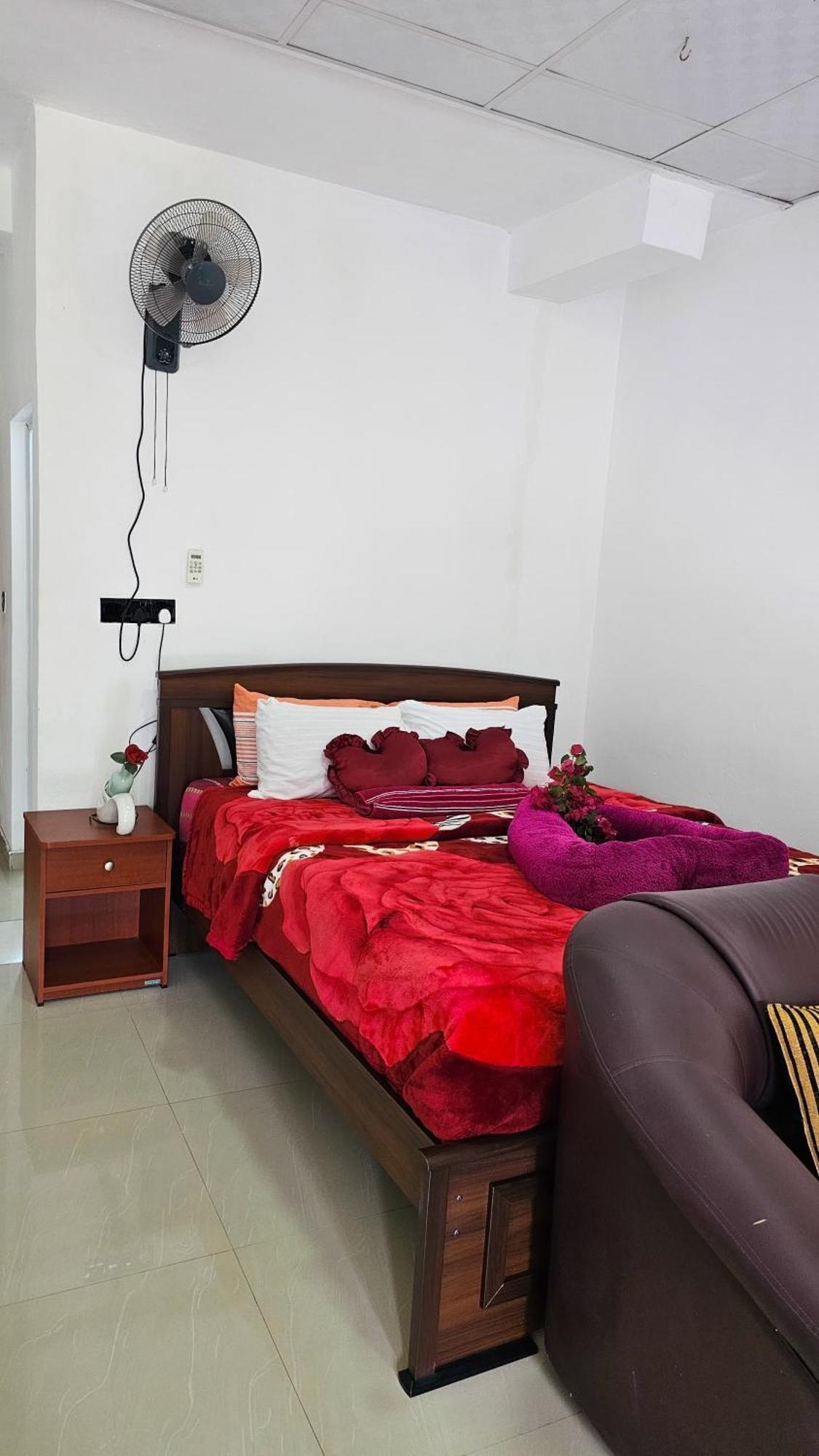 Adams Peak Grand Hotel Nallathanniya Kültér fotó