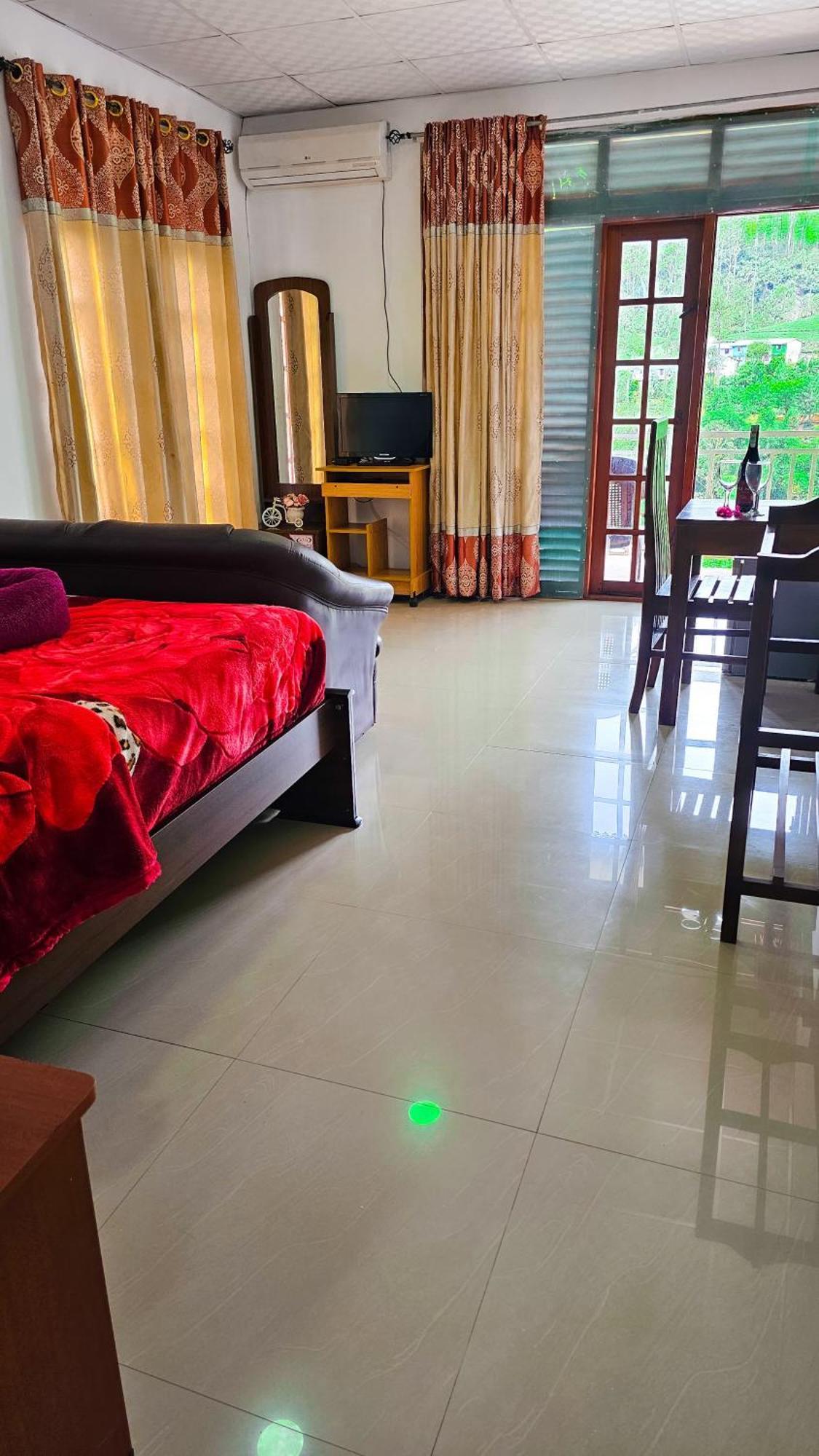 Adams Peak Grand Hotel Nallathanniya Kültér fotó
