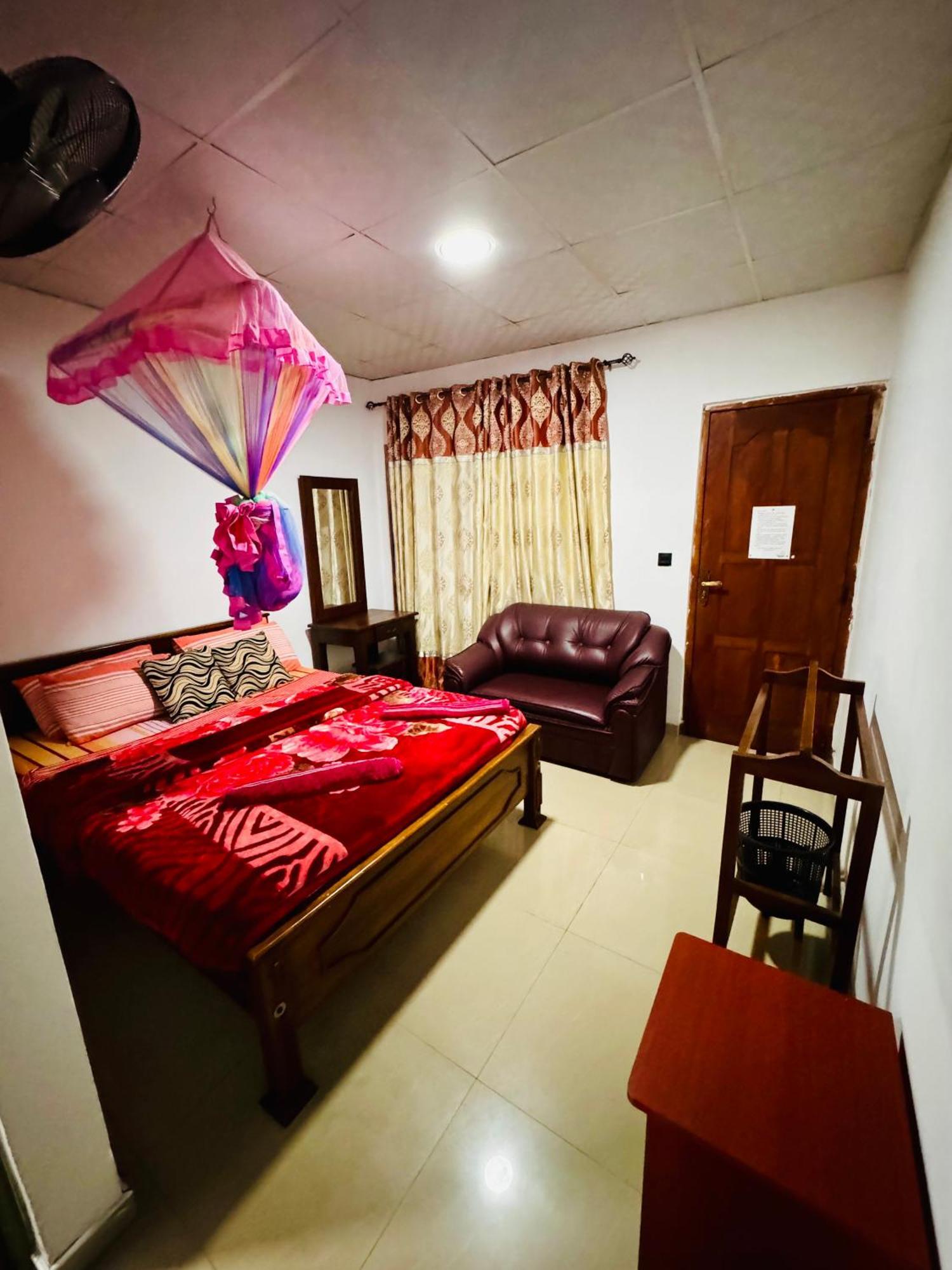 Adams Peak Grand Hotel Nallathanniya Kültér fotó