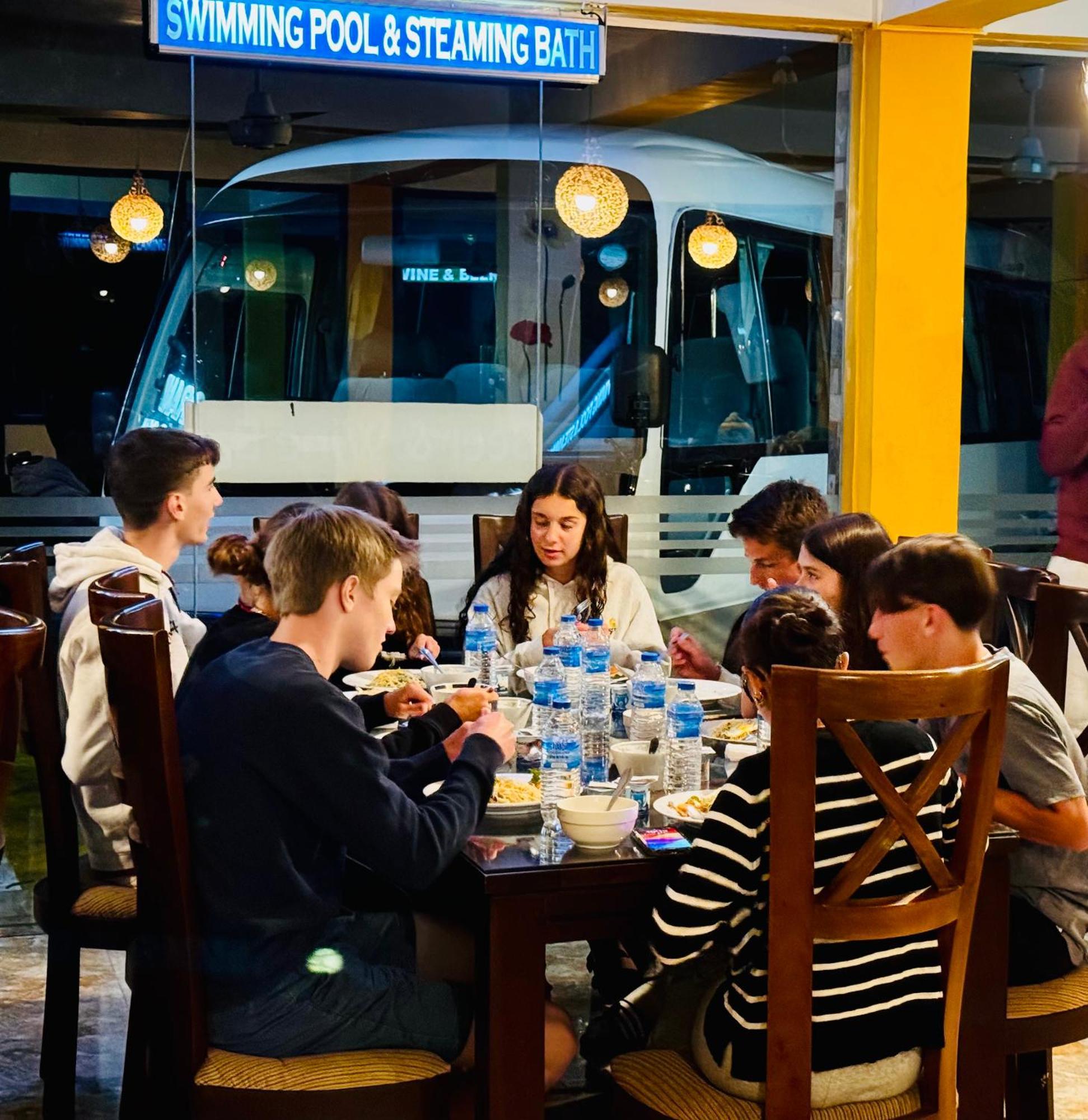 Adams Peak Grand Hotel Nallathanniya Kültér fotó